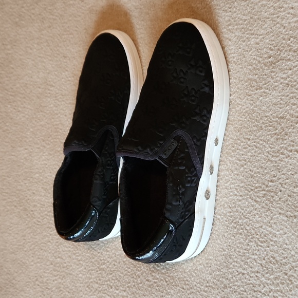 DKNY Slip-on Sneakers,Size 8, Never Worn - Picture 2 of 5